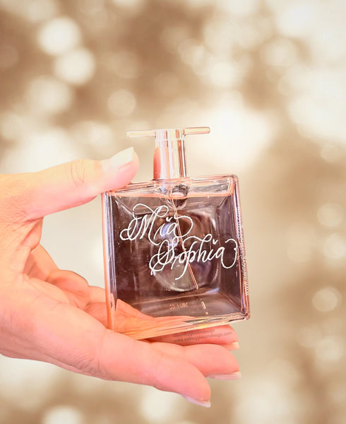 Luxury Lancôme Idole perfume bottle with custom engraving – unique bridal party gift, bridesmaid present, and timeless wedding keepsake